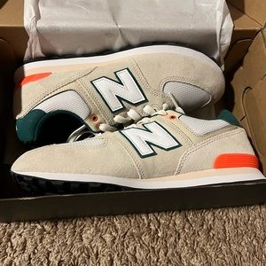***Brand New*** New Balance 574 Classic Sneaker